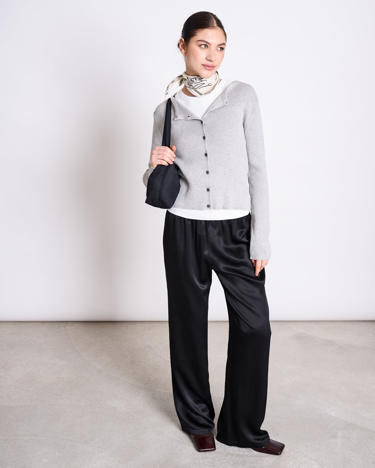 Jan ’n June Crewneck Cardigan Glimt