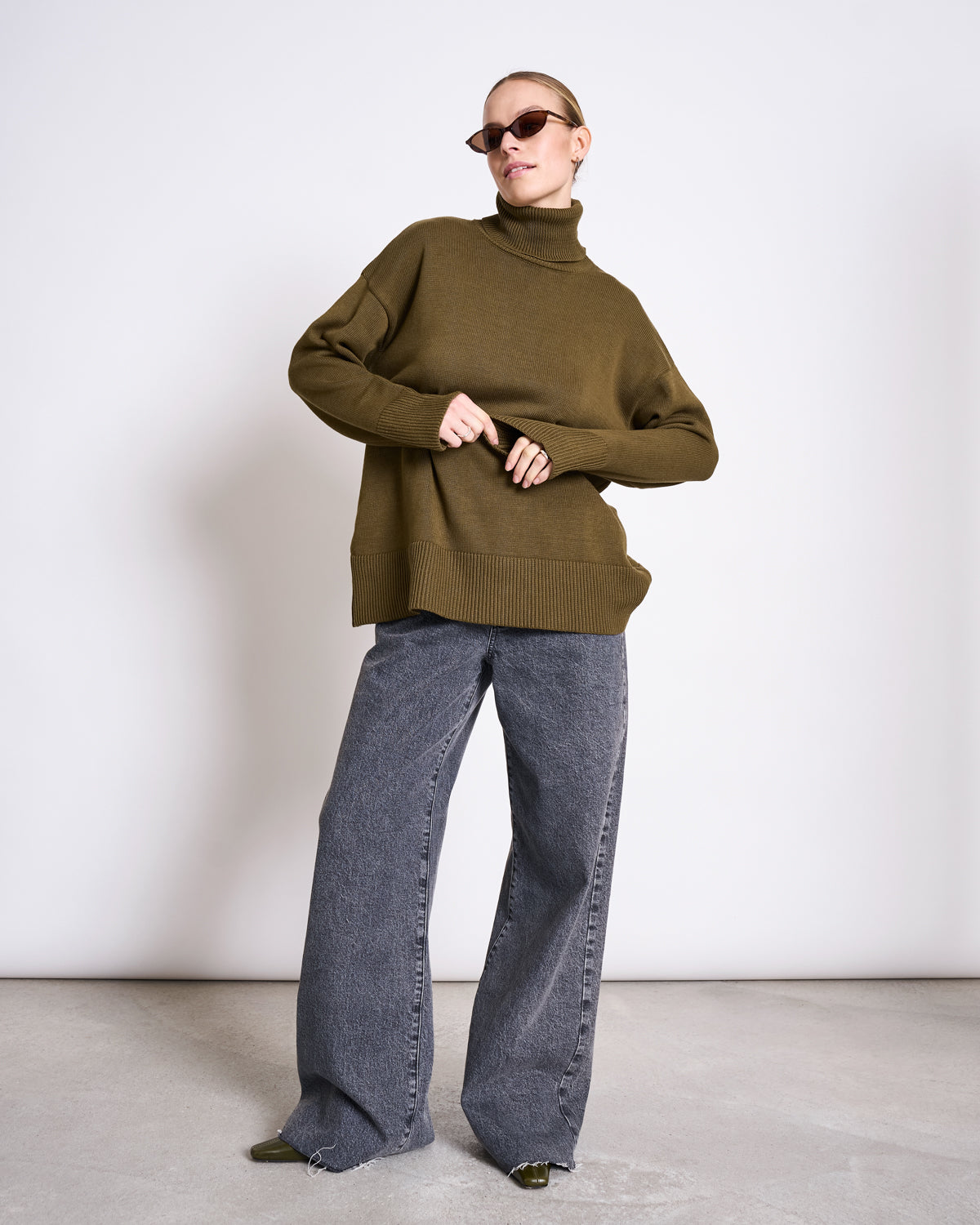 Jan ’n June Rib Turtleneck Mua