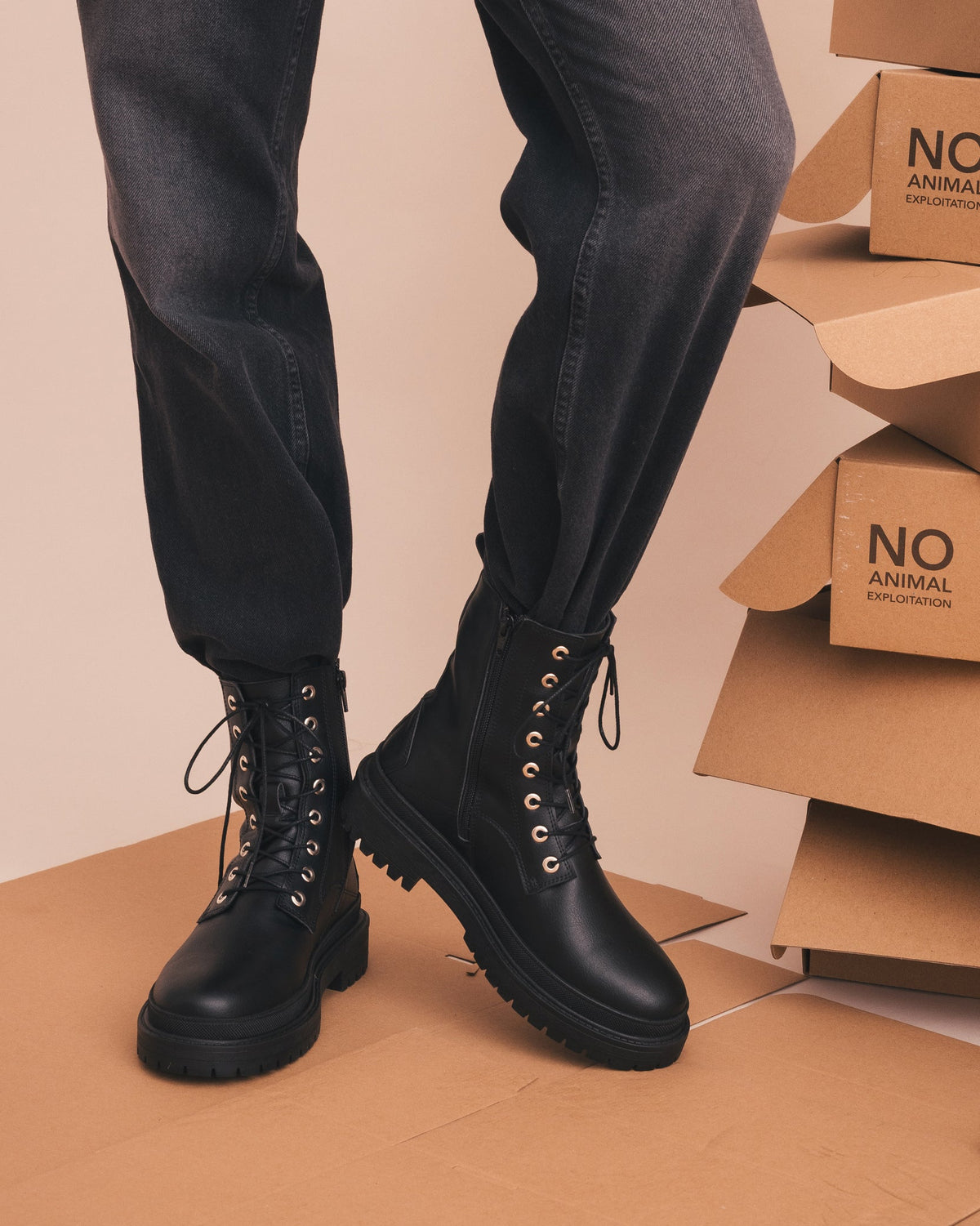 NAE Vegan Shoes Diram Boot
