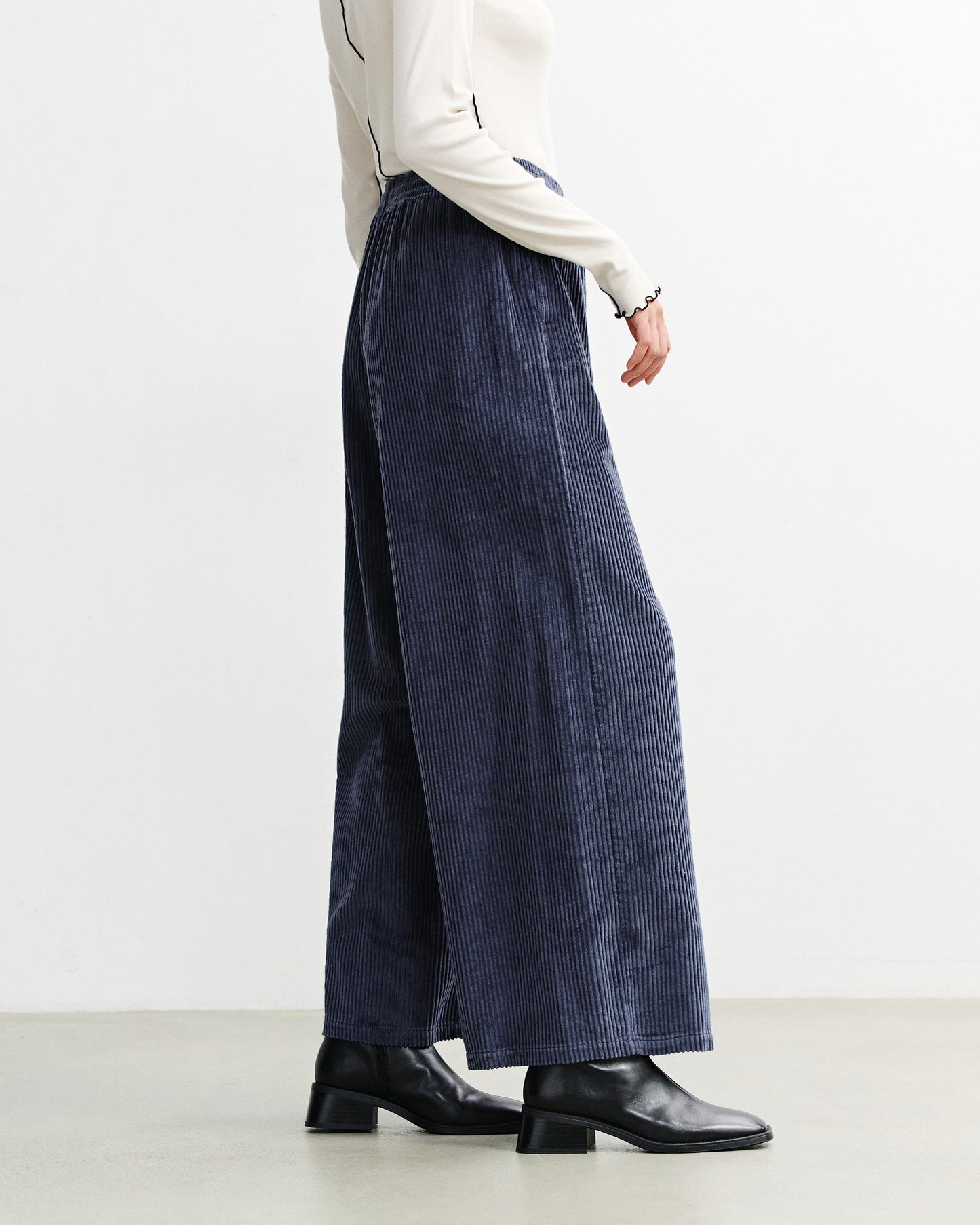 Rotholz Cord Flared Pant