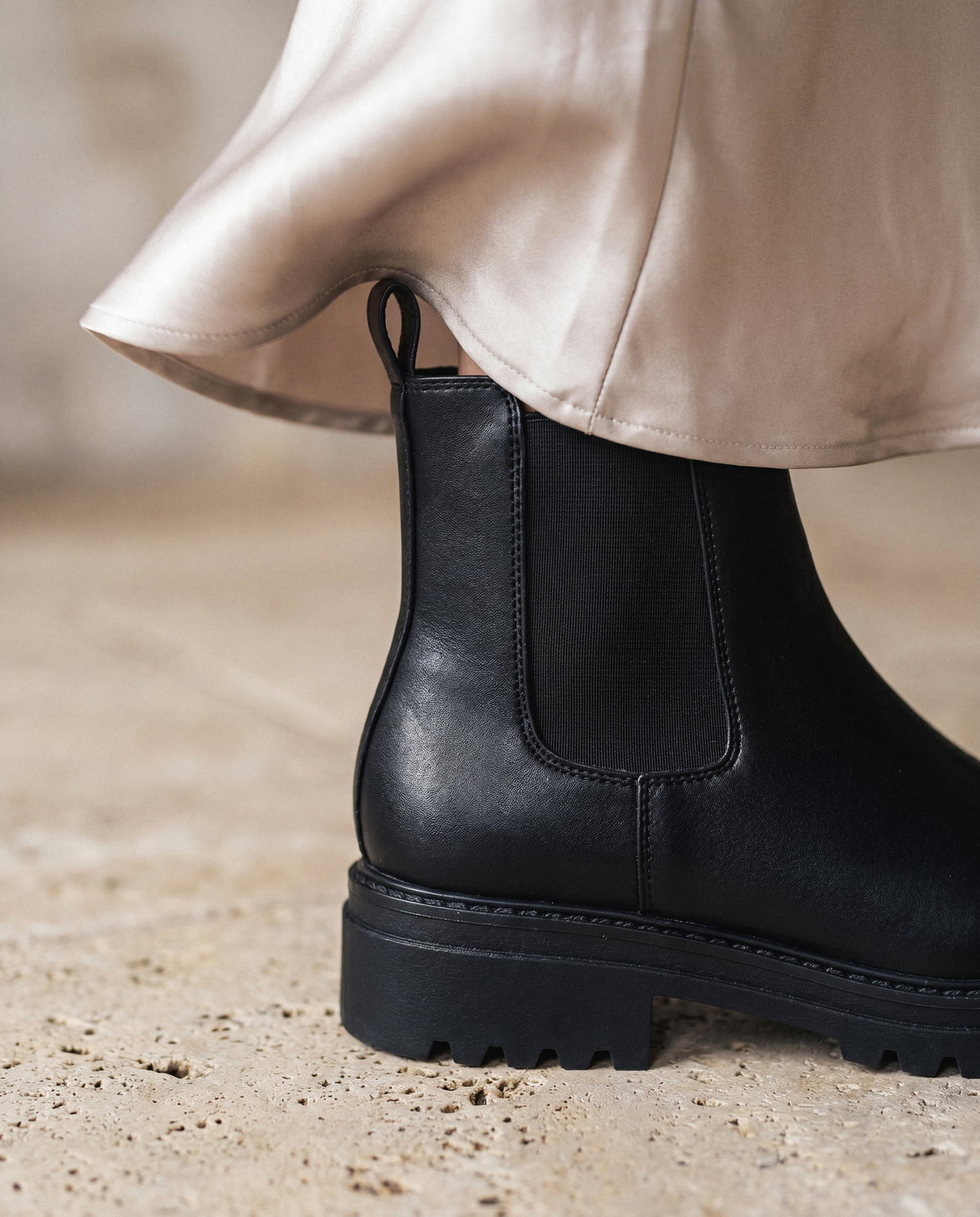 NAE Vegan Shoes Evie Chelsea Boot