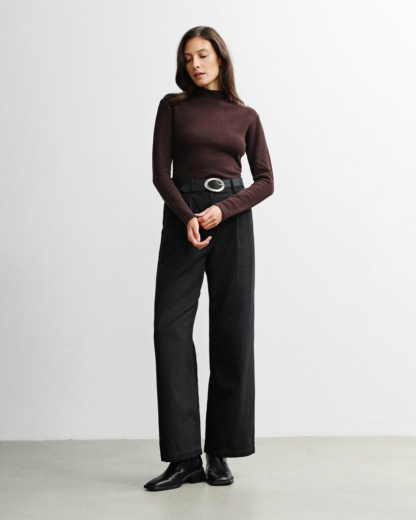 Rotholz Ribbed Mock Neck Long Sleeve Shirt