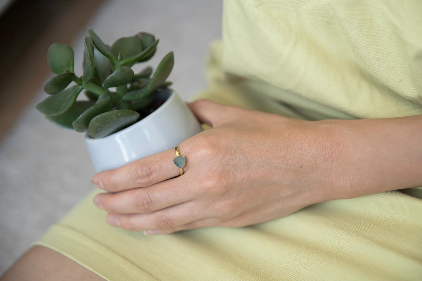 Ting Goods Triangle Stone Ring