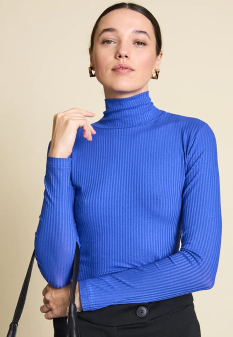 Jan ’n June Turtleneck Mio